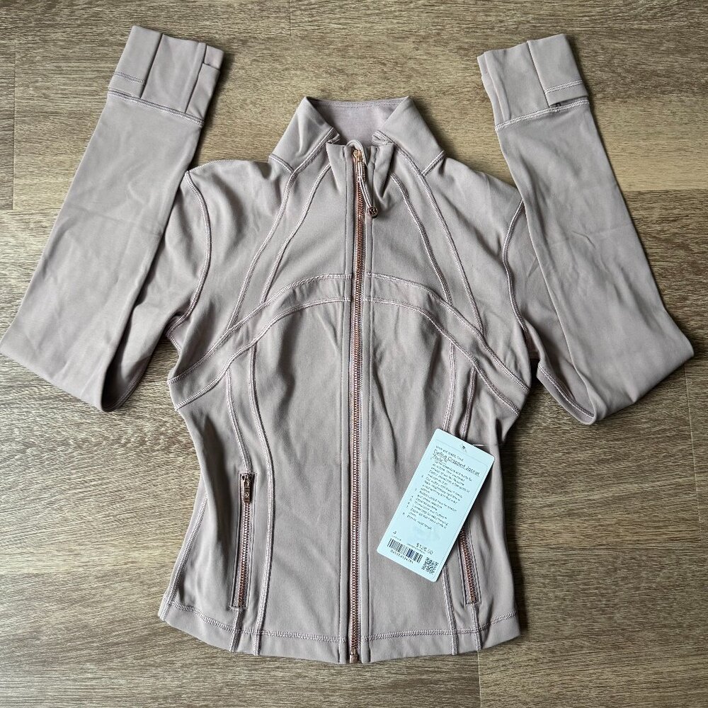 Lululemon Define Cropped Jacket *Nulu in Ashen Rose Size 4